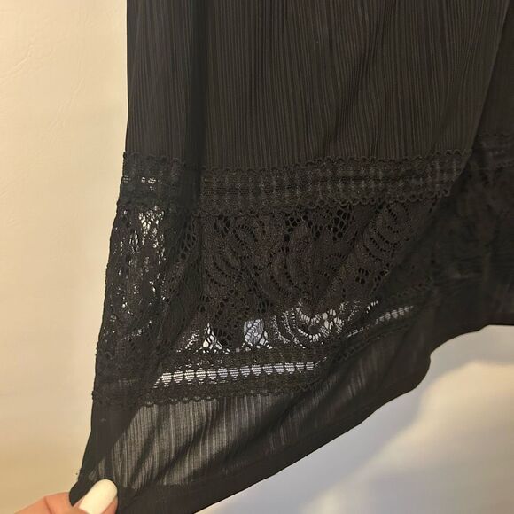 Torrid Georgette Embellished Mock Neck Tunic Tank Black 2X black whimsigoth goth - Picture 6 of 16